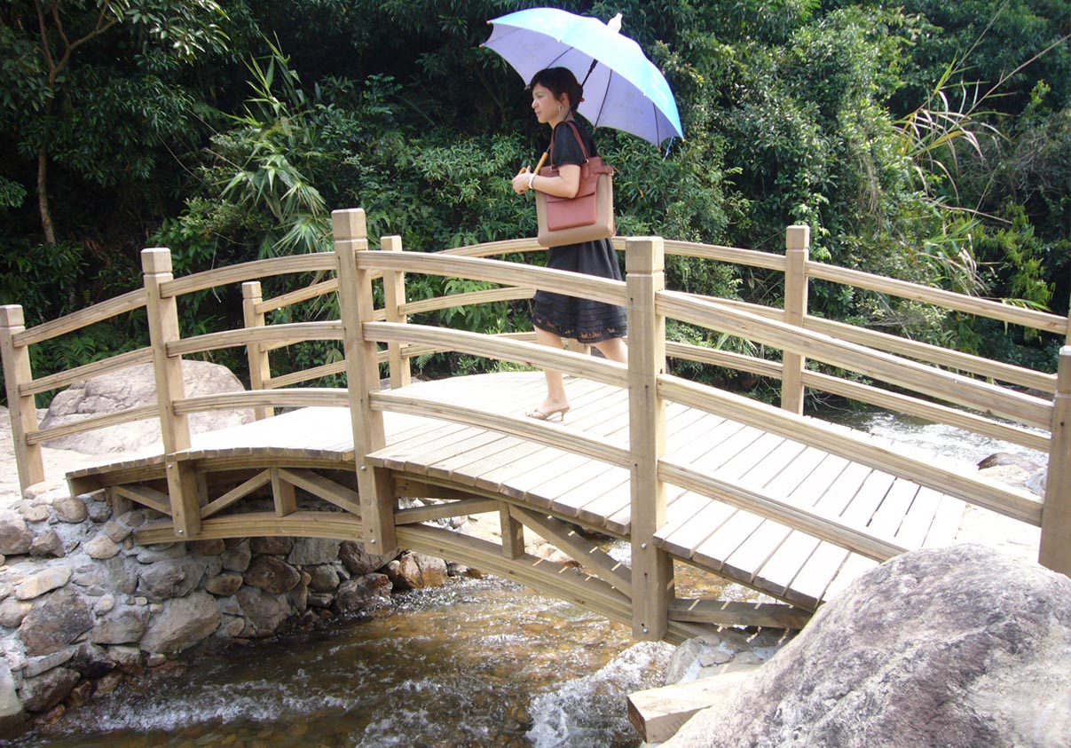 木质拱桥